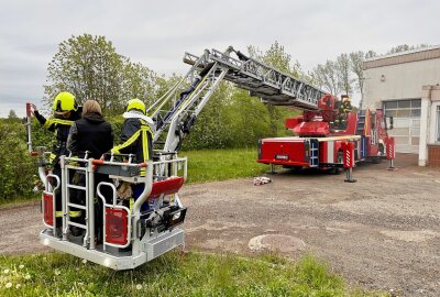 Großübung der Feuerwehr Schneeberg im Oldtimer Club - Foto. Daniel Unger