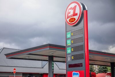 Ansturm auf kleinen Grenzverkehr in Tschechien: Tankstellen haben kein Benzin mehr - Ausverkaufte Tankstellen in Tschechien. Foto: Blaulicht&Stormchasing