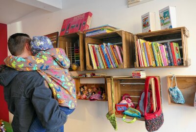 Augustusburger Tauschbörse für Spielzeug geht in die vorletzte Runde - Zum Angebot gehören auch viele Kinderbücher. Foto: Andreas Bauer