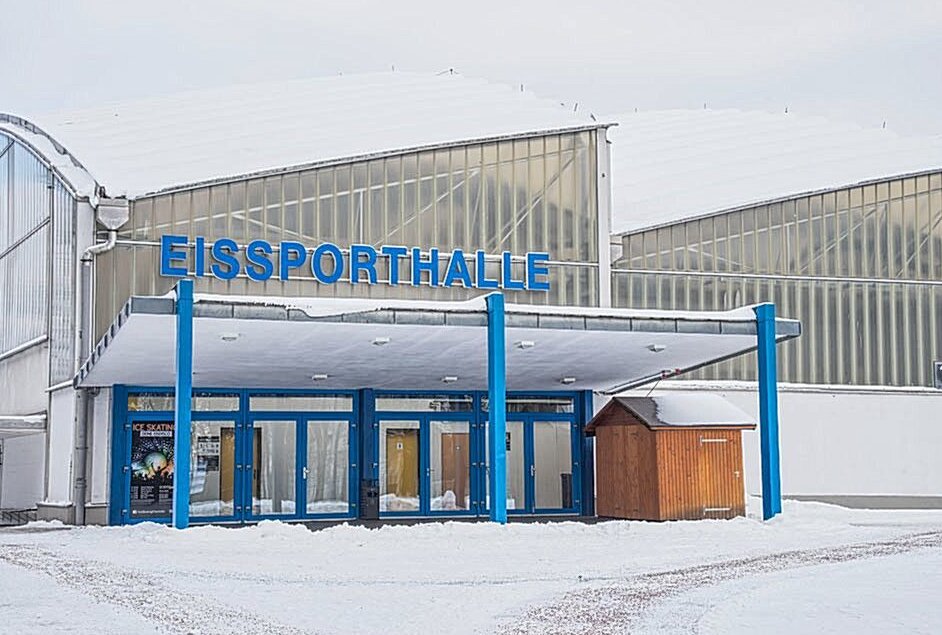 Chemnitzer Eissportkomplex bekommt einen neuen Namen - Das Eissportzentrum Chemnitz. 