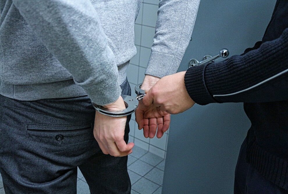 Crimmitschau: 28-Jähriger nach 30 Straftaten festgenommen - Symbolbild. Foto: Pixabay/4711018