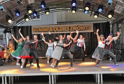 Die 11. Sommer-Oldies in Zwönitz laufen - Die 11. Sommer-Oldies in Zwönitz laufen und es gibt heute ein buntes Programm bis in die Abendstunden. Foto: Ralf Wendland