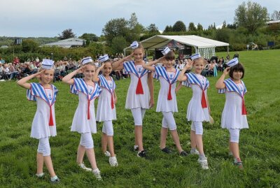 Erfolgreiche Bilanz für Sommer am Segel in Bad Schlema - Auch die jüngeren Tänzerinnen der Karo Dancers hatten bei Sommer am Segel einen Auftritt. Foto: Ralf Wendland