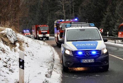 Fahrerin verletzt: PKW kollidiert mit Erzgebirgsbahn - Zwischen Breitenbrunn und Johanngeorgenstadt kollidierte heute ein PKW mit der Erzgebirgsbahn. Foto: Niko Mutschmann