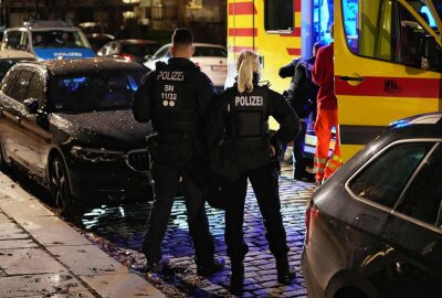 Familienstreit eskaliert: 25-Jähriger verletzt Partnerin lebensgefährlich - In der Dresdner Innenstadt eskalierte ein Familienstreit. Foto: xcitepress