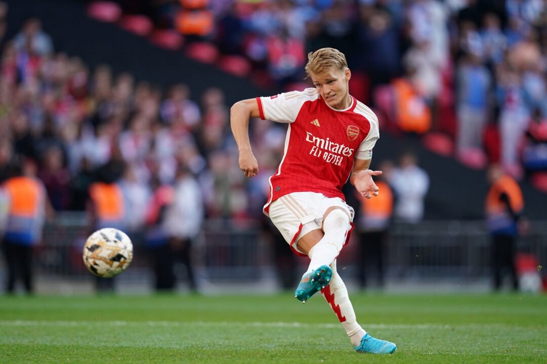 FC Arsenal kann mit Ödegaard gegen Bayern planen - Der FC Arsenal kann im Champions-League-Rückspiel in München wieder auf Martin Ödegaard setzen.