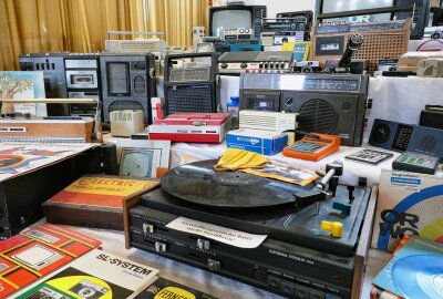 Gelenauer DDR-Museum wird im Sommer geschlossen - Viele Rekorder und Fernseher aus früheren Zeiten sind zu bestaunen. Foto: Andreas Bauer