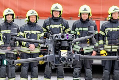 Hilfe aus der Luft: Neue Drohneneinheit bei der Feuerwehr Chemnitz - Die Feuerwehr Chemnitz bekommt eine neue Drohneneinheit. Foto: Harry Härtel