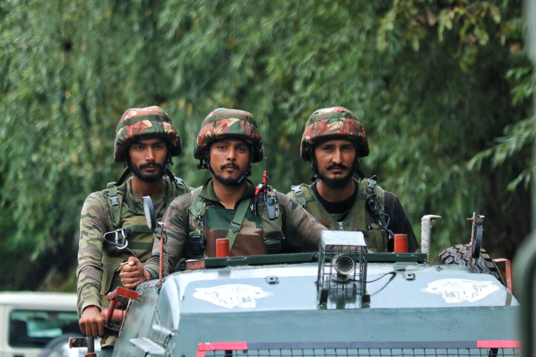Indien: Sicherheitskräfte töten 29 maoistische Rebellen - Soldaten der indischen Armee im Einsatz (Symbolbild).