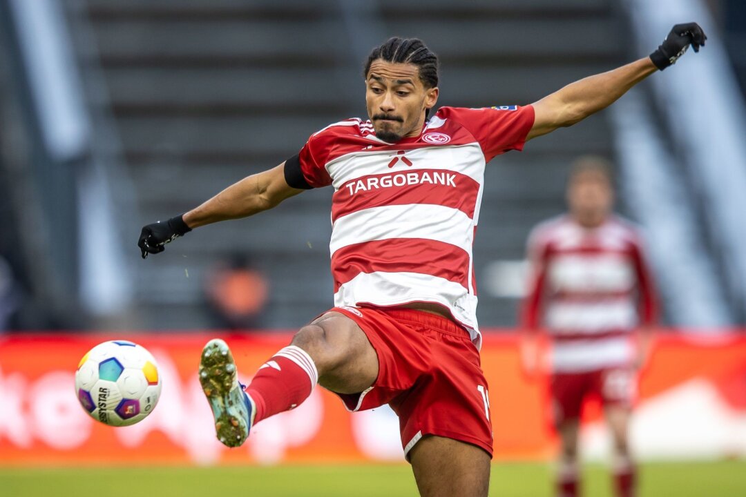 Iyoha verlängert Vertrag in Düsseldorf - Emmanuel Iyoha hat seinen Vertrag in Düsseldorf verlängert.