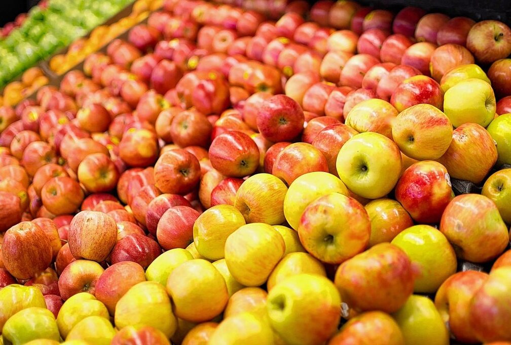 Mehr Natürlichkeit für Äpfel, Möhren und Co. - Obst und Gemüse sieht im Supermarkt oftmals "perfekt" aus. Foto: Pixabay