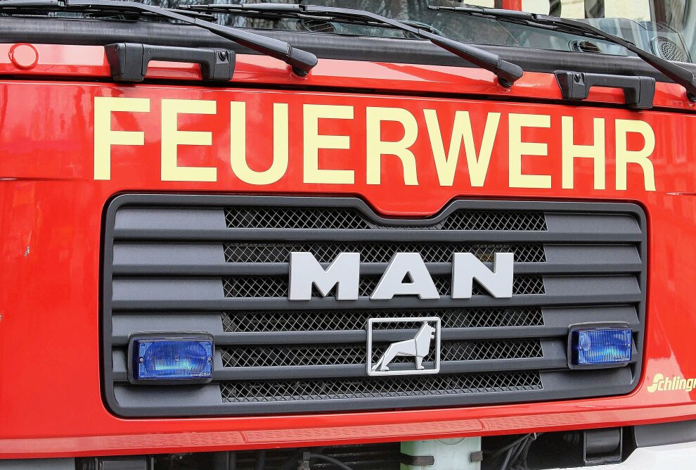 Nachbar rettet verletzte Person nach Wohnungsbrand in Leipzig - Symbolbild. Foto: Ralph Köhler/Propicture