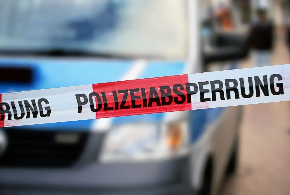Polizisten in Chemnitz von Ladendiebin angegriffen - Symbolbild. Foto: Adobe Stock