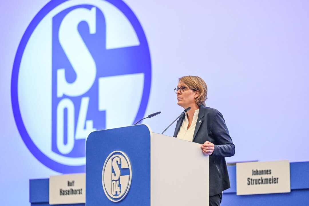 Schalke erhält die Lizenz für 3. Liga nur unter Vorbehalt - Schalkes Finanzvorständin Christina Rühl-Hamers.