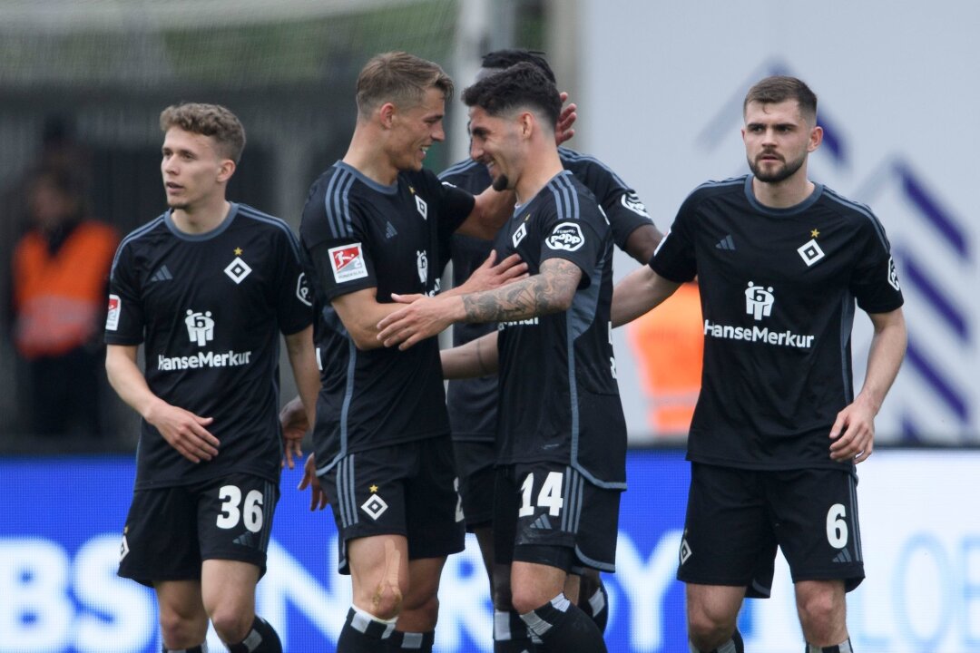 Starke HSV-Reaktion: Ist das Aufstiegswunder noch möglich? - Der Hamburger SV gewann souverän in Braunschweig.