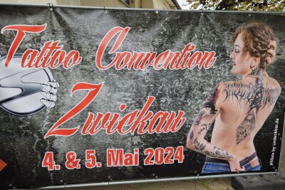 Tattoo Convention: Zwickaus Klubhaus Sachsenring wird zur Tattoo-Hochburg - Tattoo Convention Zwickau 2024 - am 4. und 5. Mai 2024.