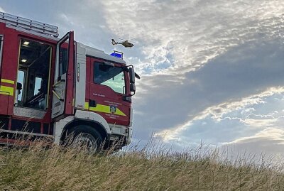 Unfall in Leisnig: Umgekippter Sattelzug - Hubschrauber bringt Verletzten ins Krankenhaus. Foto: Medienportal Grimma