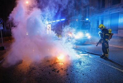 Update: 18-Jähriger unter Tatverdacht bei Mülltonnenbränden in Chemnitz - In Chemnitz brannten mehrere Mülltonnen. Foto: Jan Haertel/ChemPic