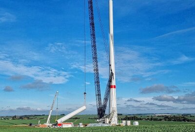 Update: Arbeiten für größtes Windrad in Mittelsachsen schreiten voran - Der Bau im Windpark geht weiter. Foto: Andrea Funke