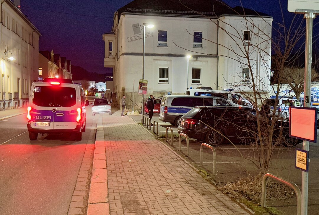 Update zu Polizeieinsatz in Aue: Mann trachtet Frau nach dem Leben - Am Mittwochabend kam es in Aue zu einem Zwischenfall mit einem Mann. Foto: Daniel Unger