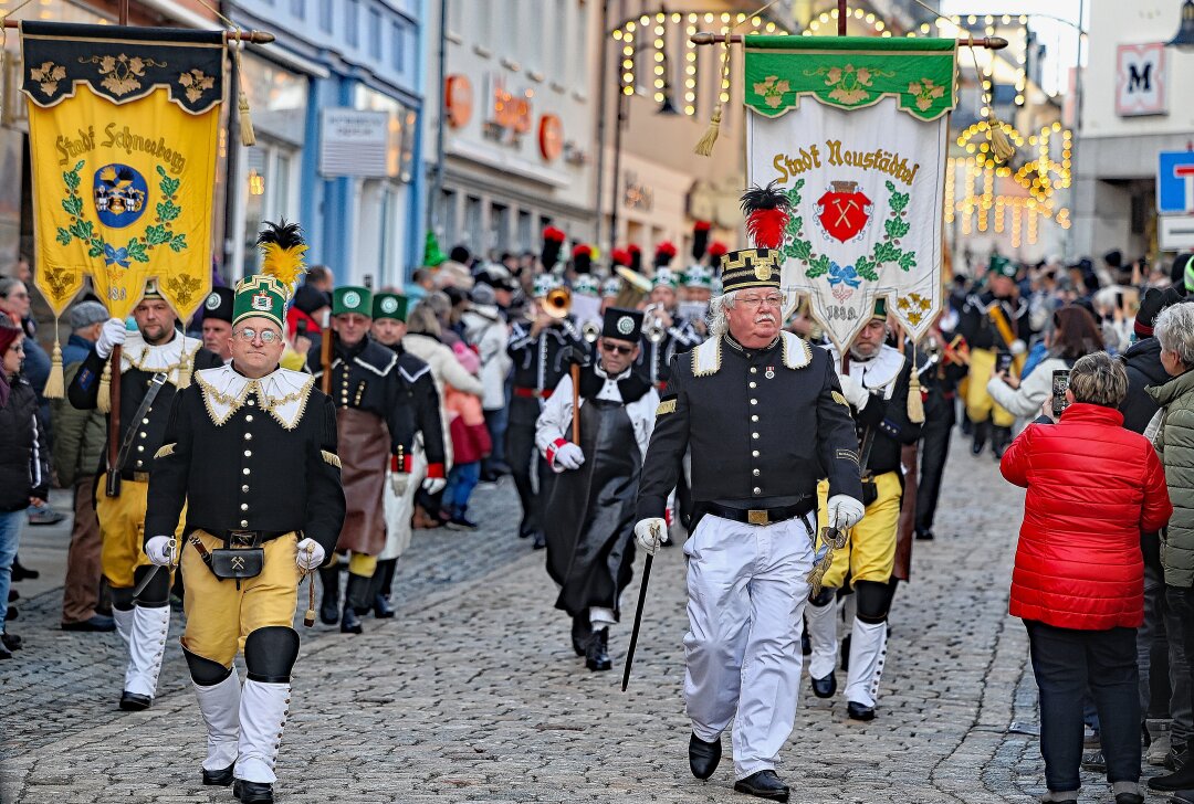 Welche war die schönste Bergparade 2023 in Sachsen? - 