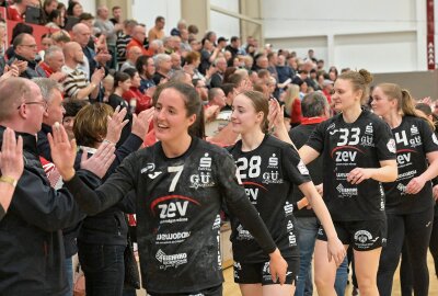 Wichtiger Heimsieg für BSV-Frauen - Die Zwickauerinnen - vorn Nora Jakobsson van Stam - haben sich gegen Neckarsulm durchgesetzt. Foto: Ramona Schwabe