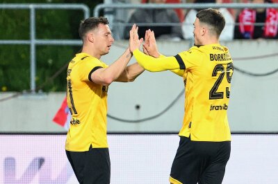 "Zimbo"-Tor zu wenig für den FSV: Dynamo zieht ins Sachsenpokal-Finale ein - ...doch am Ende jubelte Dynamo Dresden. Foto: PICTURE POINT