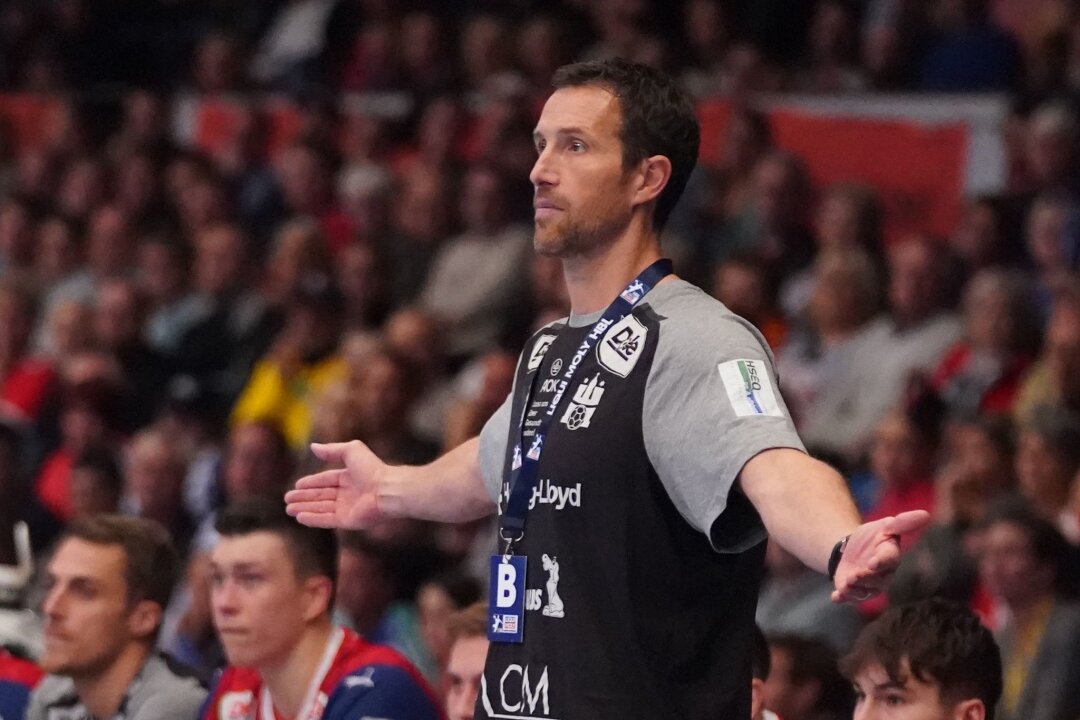 HSV-Handballer erhalten keine Lizenz für 2024/25 - Sollte es beim Lizenzentzug für den HSV bleiben, würde das Team von Trainer Torsten Jansen als Absteiger feststehen.