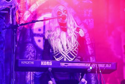 Lordi in Markneukirchen: Die Monster sind los! - Die finnische Heavy-Metal-Band Lordi machte im Rahmen ihrer "Unveiling Pictour Show 2024" halt in der Musikstadt. Foto: Johannes Schmidt