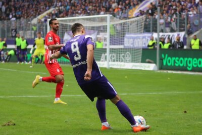 0:1 im Derby: Aue verliert auch daheim gegen Zwickau - Antonio Jonjic kam nach längerer Zeit wieder für den FCE zum Einsatz.