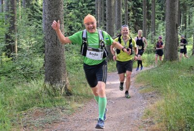 1053 Finisher beim Sachsen-Trail auf dem Rabenberg - Für Bodo Willmann vom Team Erdinger Alkoholfrei ist es am Ende Platz 12 in der Altersklasse M55 beim UltraRun. Foto: Ralf Wendland