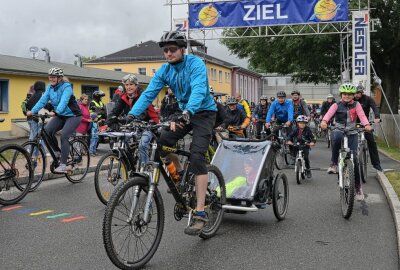 13. Zwönitztal-Radtour ist abgesagt - Bei der 12. Zwönitztal-Radtour im vergangenen Jahr waren rund 800 Teilnehmer auf den verschiedenen Strecken unterwegs. Foto: Ralf Wendland/Archiv