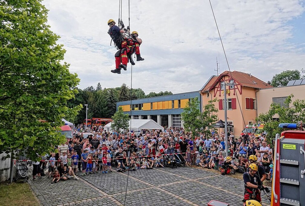 Die Feuerwehr Löbtau feierte ihr Jubiläum. Foto: Roland Halkasch