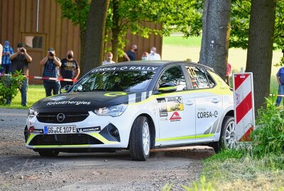 160 Jahre Opel - vom Nähmaschinen- zum Autohersteller - Heutzutage setzt Opel im Motorsport mit dem Opel Corsa-e Rallye auf Elektroantriebstechnik. Foto: Thorsten Horn