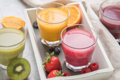 3 Diäten mit Ernährungsplan im Experten-Check - Obst- und Gemüsesäfte sollen beim Entgiften unterstützen.