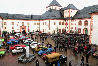30. Oldtimer - Herbstreffen auf Schloss Augustusburg - Der Oldtimermarkt 2019 Foto: Maik Bohn