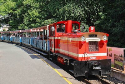 35 coole Freizeit-Aktivitäten in Chemnitz - Die Parkeisenbahn Chemnitz zählte im vorigen Jahr insgesamt 85.300 Fahrgäste. Foto: Parkeisenbahn