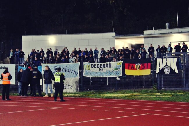 Der CFC wurde in Berlin von 100 Fans unterstützt. Foto: Fokus Fischerwiese