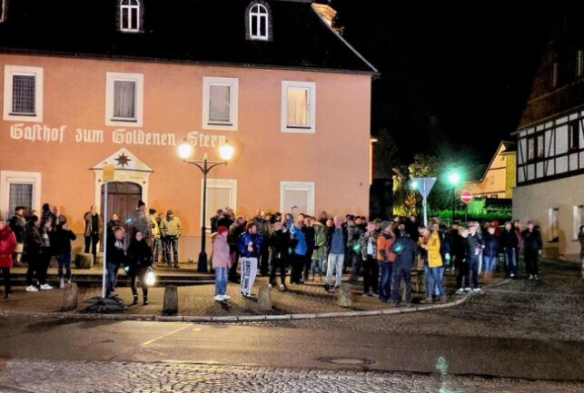 Demonstration gegen neue Coronaschutzverordnung in Zwönitz von Polizei verboten. Foto: Daniel Unger