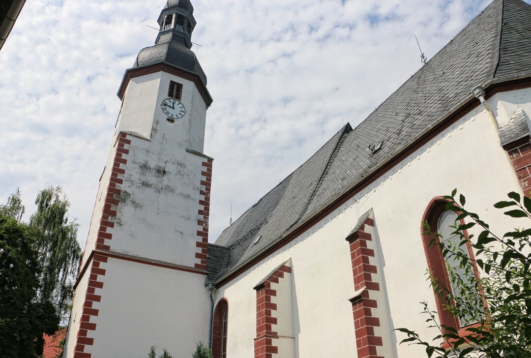 525 Jahre Kirchweih in Neumark: Kinderspaß, Musik und Kerzenschein - In Neumark wird dieses Wochenende gefeiert. Foto: Simone Zeh