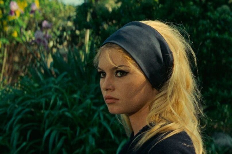 60 Jahre nach der Veröffentlichung: "Die Verachtung" von Jean-Luc Godard kommt erneut ins Kino - "Die Verachtung" erzählt vom Scheitern einer Ehe: Camille (Brigitte Bardot) steht zwischen zwei Männern.
