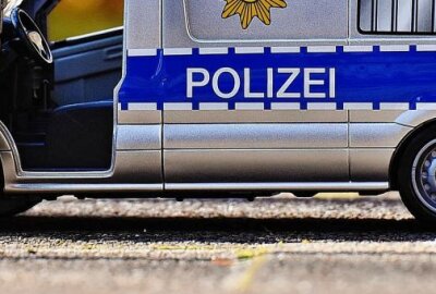 69-Jährige zeigt Z-Symbolfahne und wird angeklagt - Polizeieinsatz bei Versammlungen in Dresden verliefen weitesgehend reibungslos Foto:pixabay
