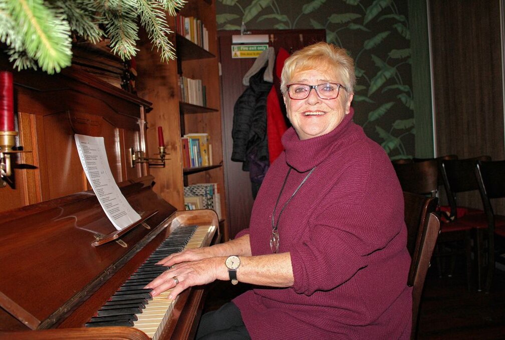 77 Jahre und kein bisschen müde - Heidi Hinkel ist vielfältig aktiv. Foto: Renate Fischer 