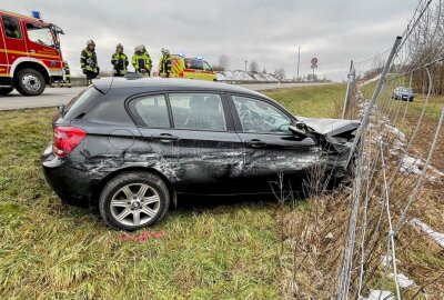 A 72 nach Crash bei Hartenstein voll gesperrt - Am Samstag ereignete sich ein Unfall auf der A 72.