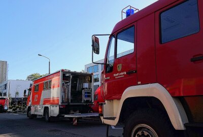 ABC-Einsatz der Feuerwehr an Leipziger Gymnasium: Ursache steht wohl fest - An einer Schule wurde ein Päckchen mit weißem Pulver gefunden. Foto: xcitepress/XCitePress
