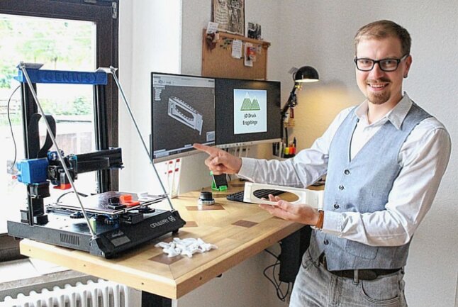 Henrik Schnorr gründete im Juli 2021 3D Druck Erzgebirge. Foto: SAXEED