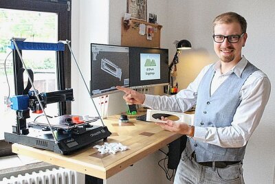 Absolvent der WHZ gründet eigenes 3D Druck-Unternehmen - Henrik Schnorr gründete im Juli 2021 3D Druck Erzgebirge. Foto: SAXEED
