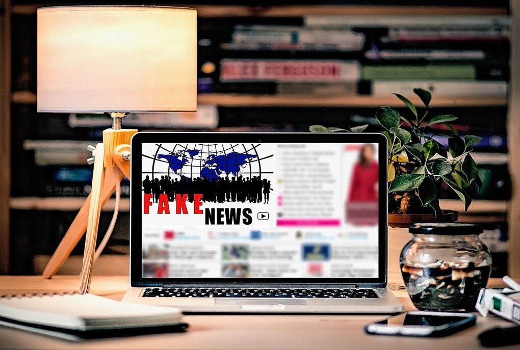 ACHTUNG FAKE NEWS! So könnt ihr sie entlarven - So könnt ihr Fake News entlarven! Foto: pixabay