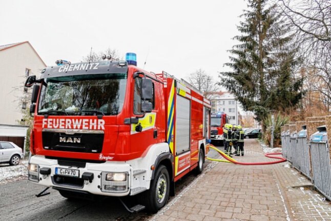 Alarm für Chemnitzer Feuerwehr: Stromverteilerkasten schmort - In Chemnitz schmorte ein Stromverteilerkasten. Foto: Harry Härtel