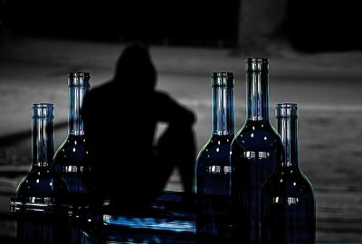 Alkoholismus bleibt ein großes Problem in Sachsen - Alkoholismus ist ein großes Problem in Sachsen Foto: pixabay/Gerd Altmann